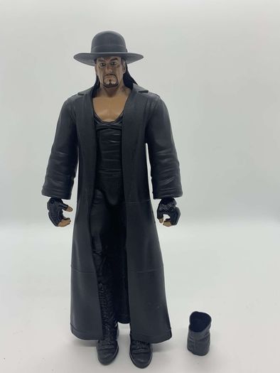 wwe elite series 1 The Undertaker action figure
