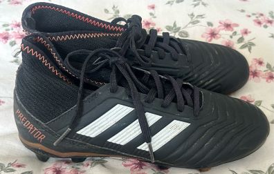 Adidas predator football boots size 3