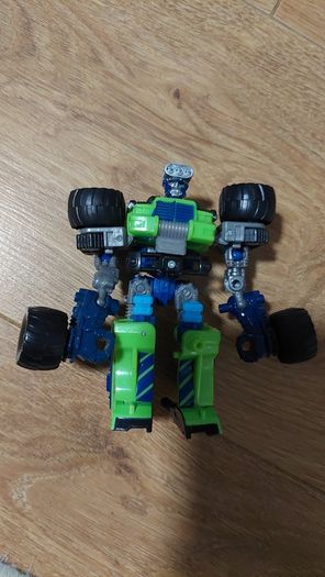 Transformer / toy