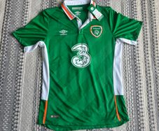 Official Umbro Republic of Ireland Home Jersey 2022