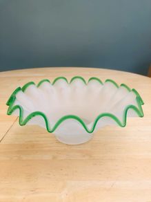 Vintage Art Glass Hand Blown Fruit Bowl
