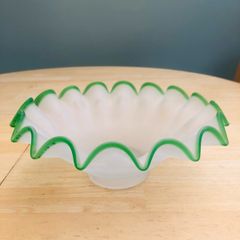Vintage Art Glass Hand Blown Fruit Bowl