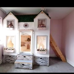 Girls bunk bed