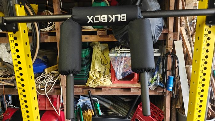 BLK BOX 32kg Safety Squat Bar