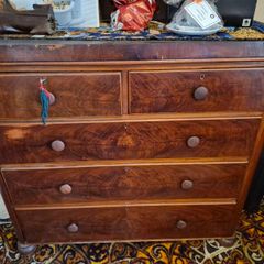 Antique Wooden Chest of Drawers