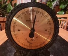 Vintage Salter Family Scale No4