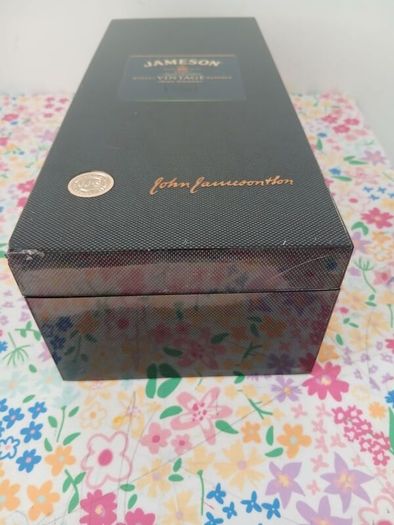 jameson rarest vintage reserve whiskey presentation set