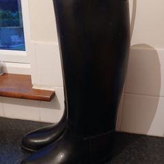 Horse riding boots