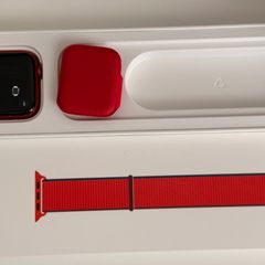 Apple Watch Series 6, 44mm, (PRODUCT)RED