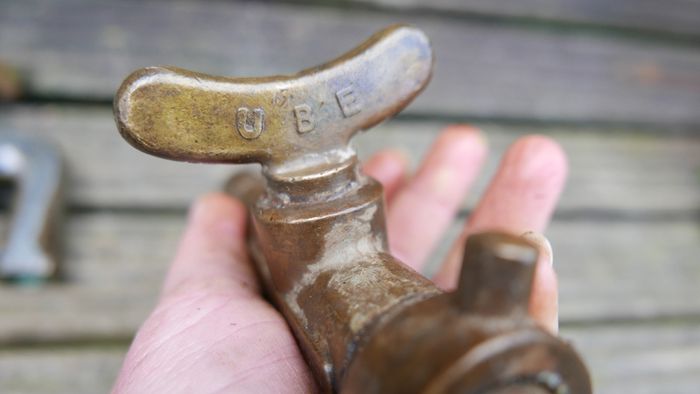 Antique Brass Barrel Taps
