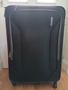 SUITCASE  American Tourister Medium