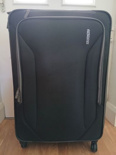 SUITCASE  American Tourister Medium