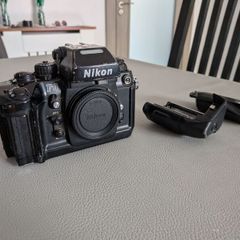 Nikon F4 (please read ad)
