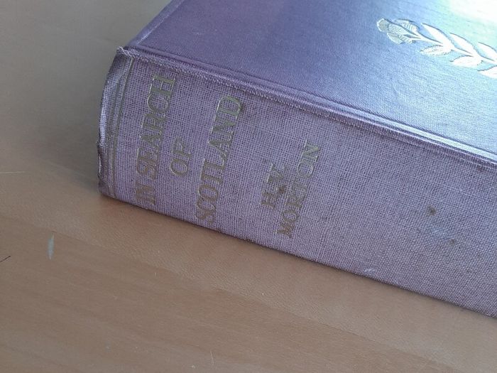 Vintage Morton's 'In Search of Scotland'