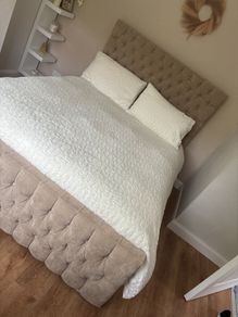 king size bed