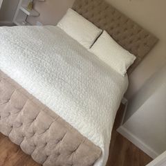 king size bed