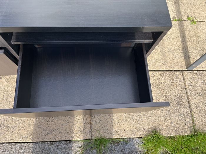 tv cabinet