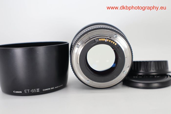 Canon Ef 85mm F1.8 Usm Lens #0590