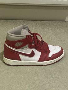 nike air jordan red and white