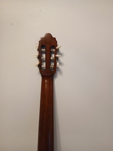 valencia guitar