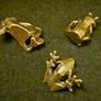 3 brass frogs. Image 2