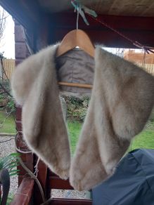 Stunning fur stole, vintage, 1950s, D18 post 7e