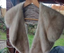 Stunning fur stole, vintage, 1950s, D18 post 7e