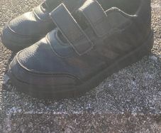 Adidas boys school runners