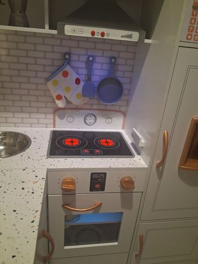 Little Chef Modern Deluxe Wooden Kitchen and Breakfast Bar