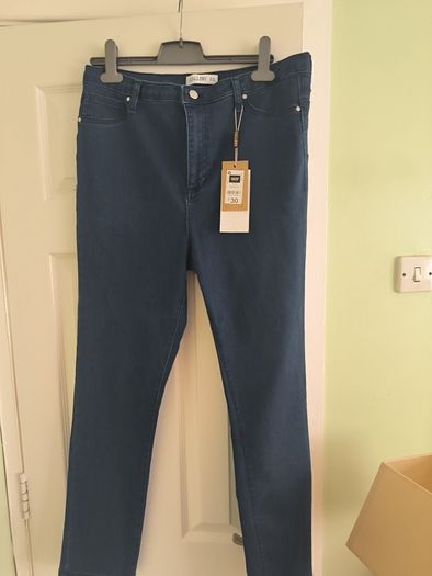 Dunnes Stores Gallery Brand New Jeans