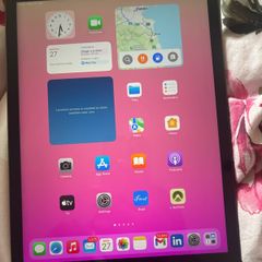 Title: iPad 9th Gen 64GB Space + Apple Pencil + Case