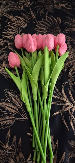 Artificial White Tulips 10 Stems 34cm