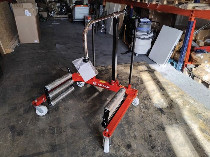 Kramp 1500KG  Wheel  Lift / Hoist