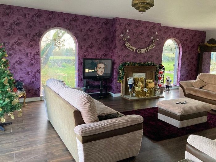 Three x 3 seater matching Sofas - must go 180 each