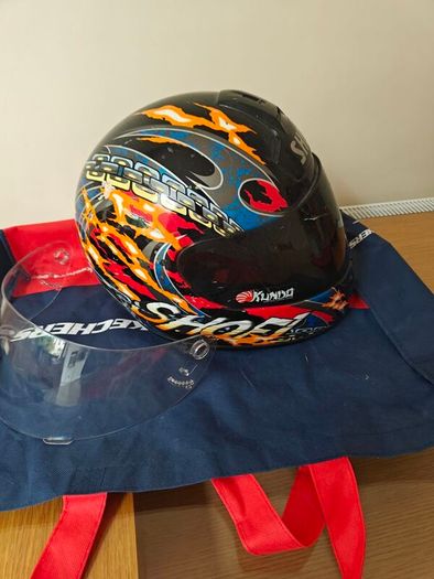 Shoei helmet (2 visors)
