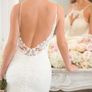 Wedding dress Image 4