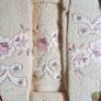 BNIB Portuguese Lemon and Pink Decorative Towel Set Image 2