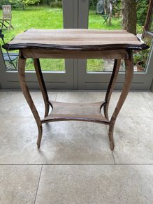 vintage (hall) table