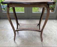 vintage (hall) table