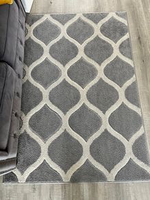 Gray rug, 170cm x 120cm
