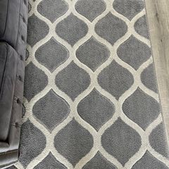 Gray rug, 170cm x 120cm