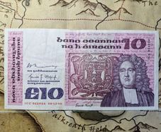 10 Pound B Series 8/12/80 Irish Note
