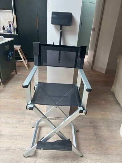 makeup chair