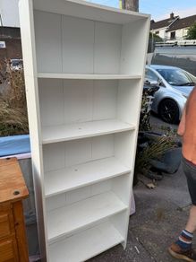 shelving unit
