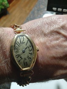 Vintage 15ct solid gold mens wrist watch 1920s art deco price 1400.00