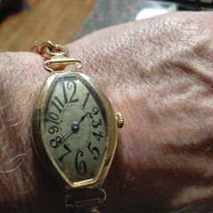 Vintage 15ct solid gold mens wrist watch 1920s art deco price 1400.00