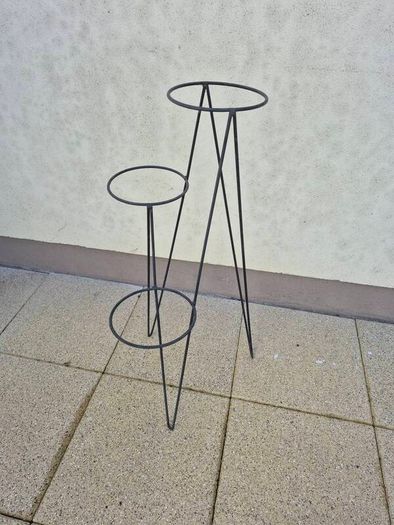 Plant stand