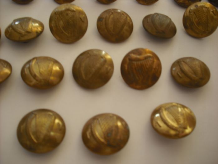 23 buttons irish volteers oglaigh na hereen irish army