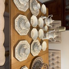Johnson Bros Eternal Beau Dinner Service
