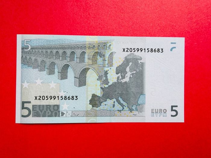 European Union  GERMANY  (  X  ) 5 Euro. 2002. ( JCT ) plate Code  ROO6    Scarce ( Uncirculated )